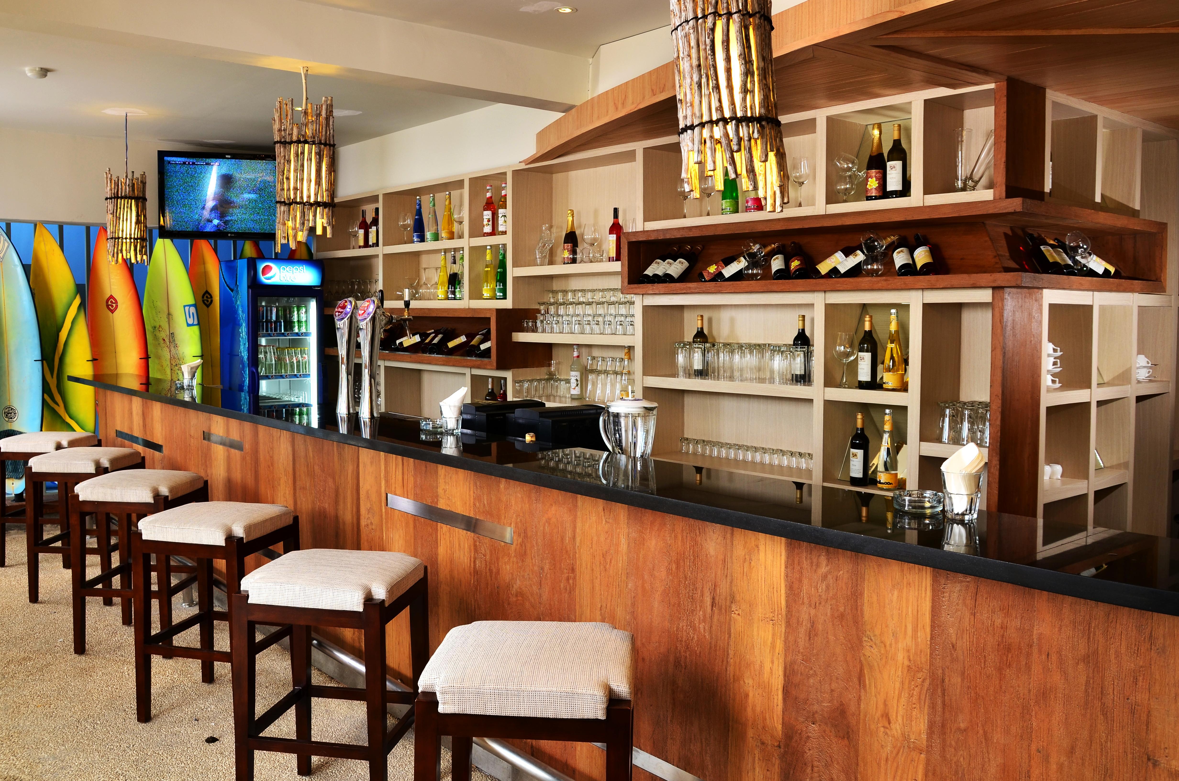 Bliss Surfer Hotel By Tritama Hospitality Legian Esterno foto