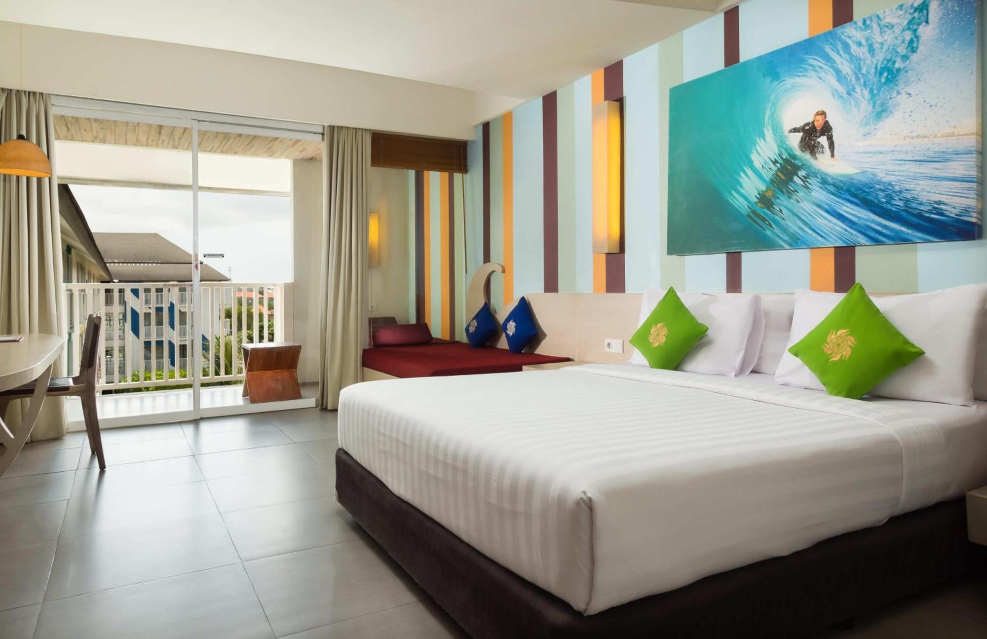 Bliss Surfer Hotel By Tritama Hospitality Legian Esterno foto