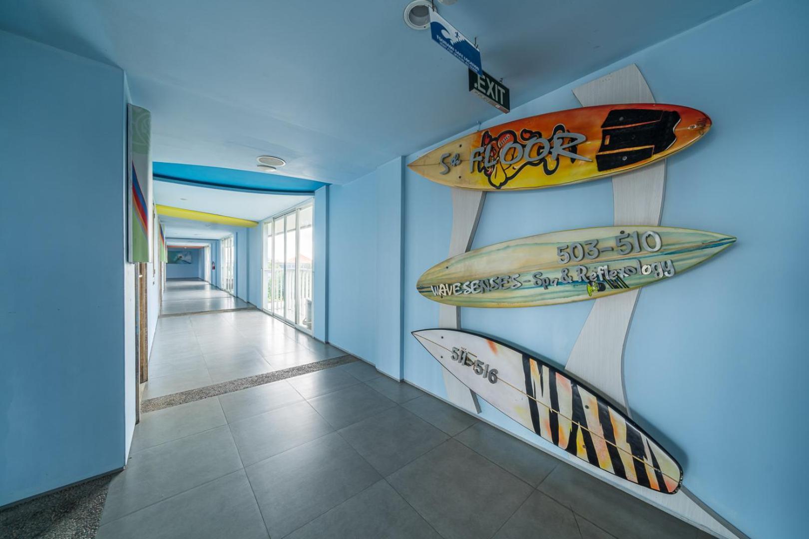 Bliss Surfer Hotel By Tritama Hospitality Legian Esterno foto