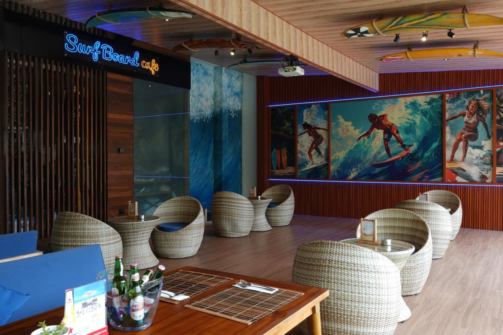 Bliss Surfer Hotel By Tritama Hospitality Legian Esterno foto