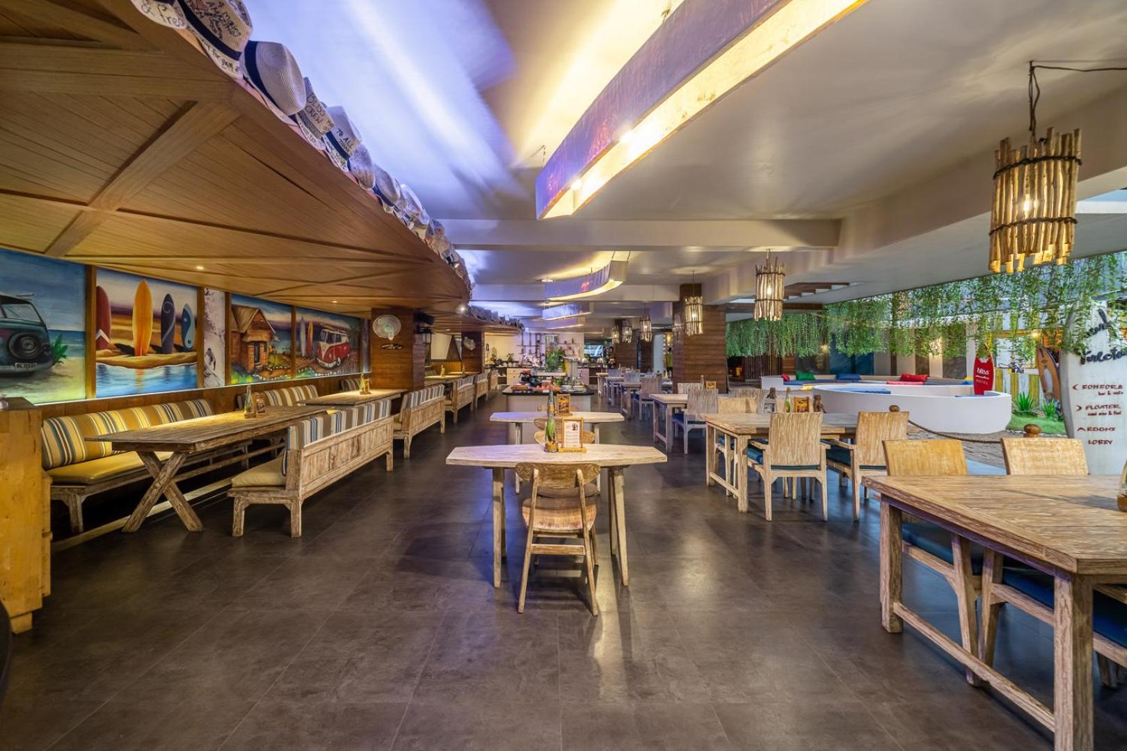Bliss Surfer Hotel By Tritama Hospitality Legian Esterno foto