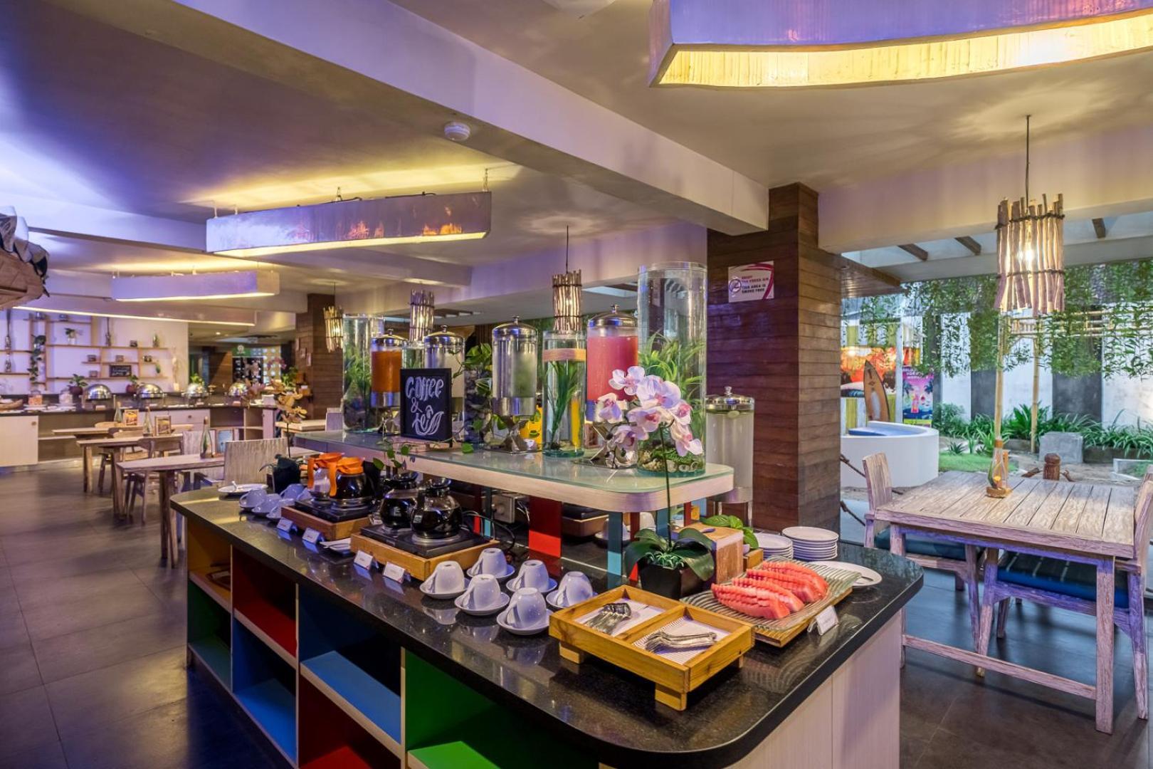 Bliss Surfer Hotel By Tritama Hospitality Legian Esterno foto